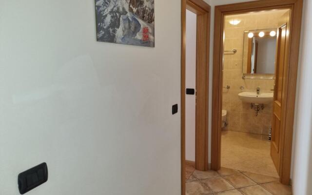 Chenina dx - Canazei-356 CHENINA SX