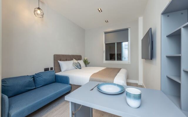 Diff-Rent Living