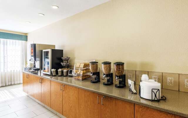 La Quinta Inn & Suites by Wyndham Deming