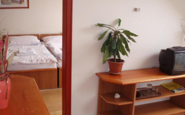 Garni Hotel Mado