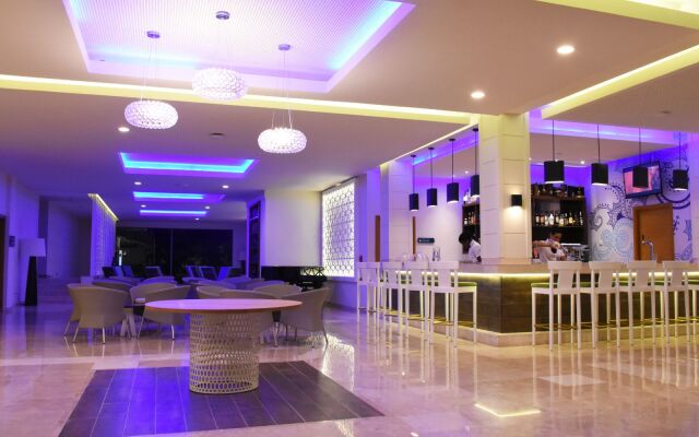 Hotel La Marina Plaza & Spa