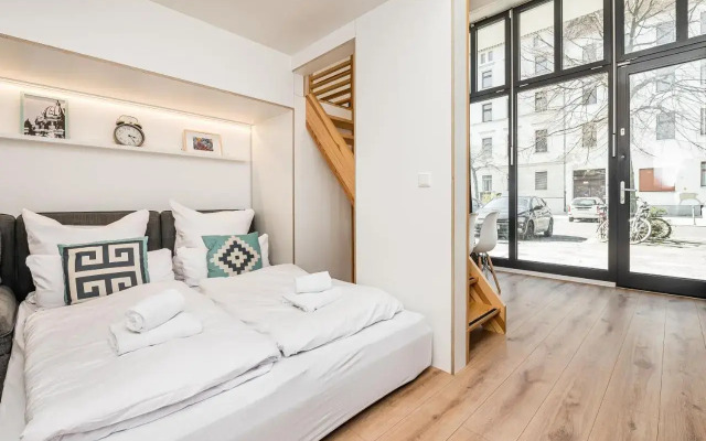 Stylish New Cube Loft by Berlin-Wall-Apartments