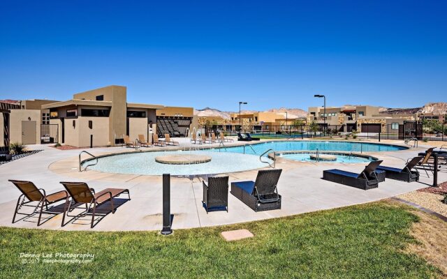 Gardiner's Getaway Villa 4