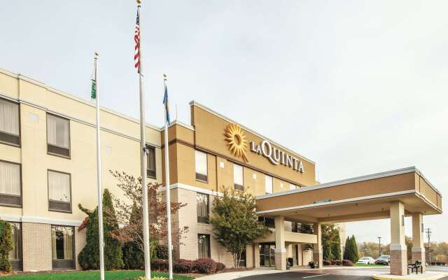 La Quinta Inn & Suites by Wyndham Mechanicsburg - Harrisburg