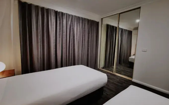 Littomore Hotel & Suites