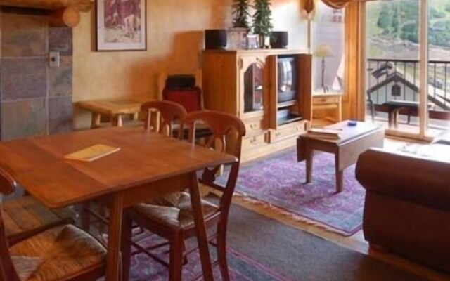 Ridgecrest Condominiums by Pioneer Ridge Management