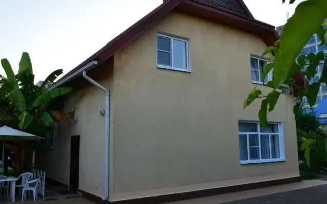 Guest House on Troitskay