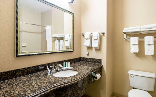 Quality Inn & Suites