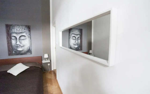 Modernized Condo for 6ppl CENTER