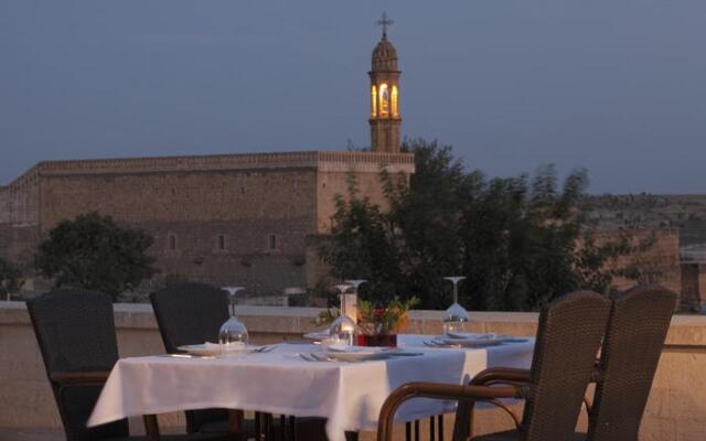 Kasri Nehroz Otel