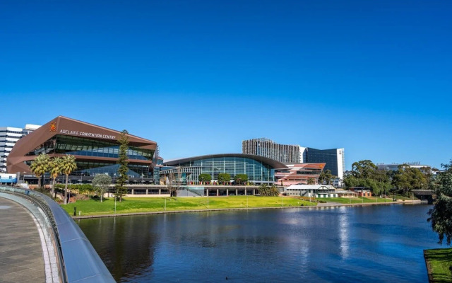 Serendipity on Gouger-Chinese Markets - Wifi - Nespresso - Amenities