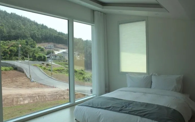 Vesper Namhae