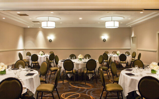 Hilton Kansas City Country Club Plaza