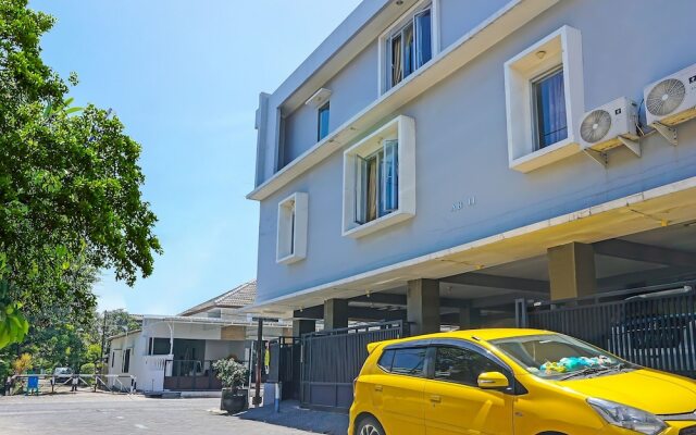 Collection O 91726 Alif Ab11 Syariah