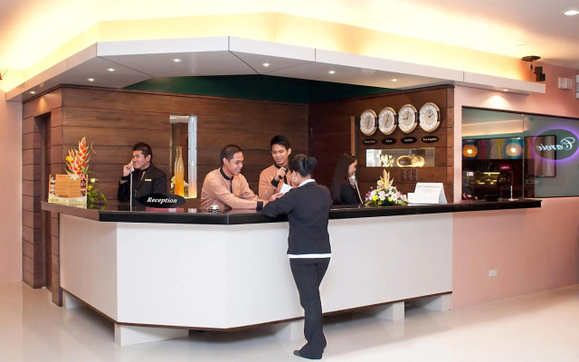 Allure Hotel & Suites