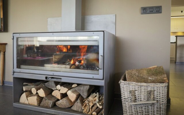 Splendid Holiday Home in Nadrin With Infrared Sauna & Heated Pool