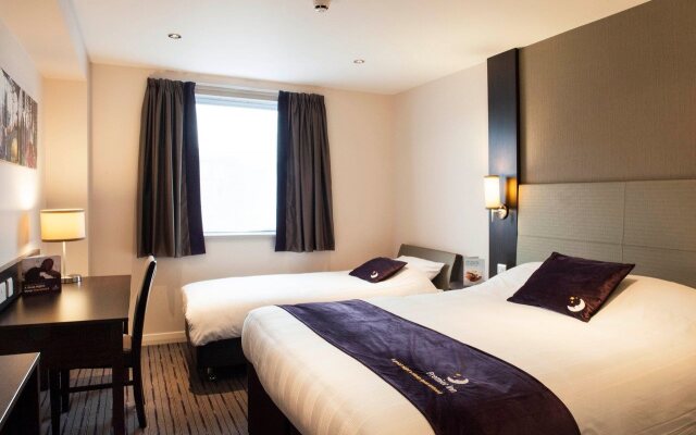 Premier Inn Fleet Hotel