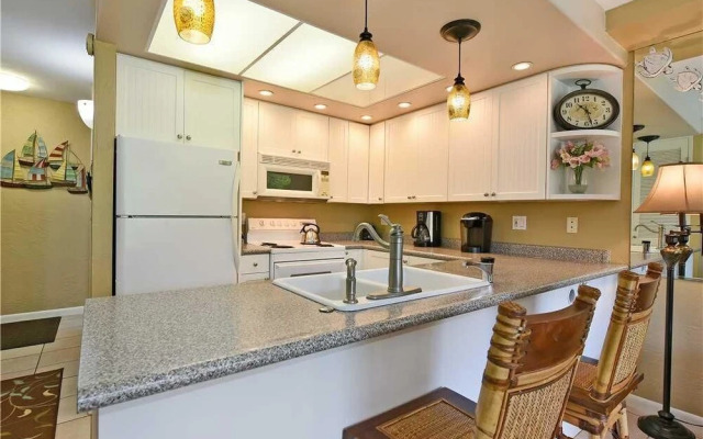 Papakea #H103 - 2 Br Condo