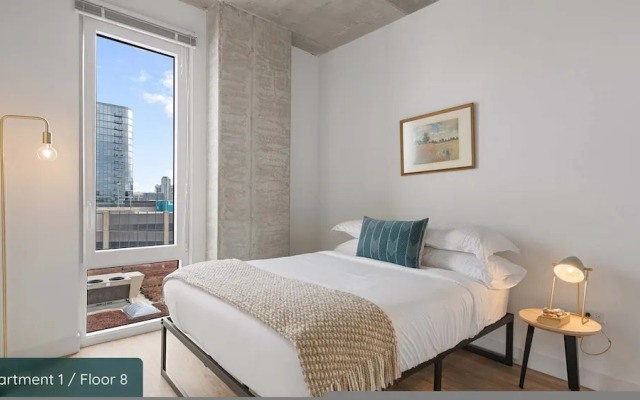 The Ultimate Lincoln Park Group Getaway