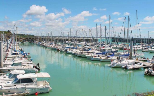 ibis Granville Port de plaisance