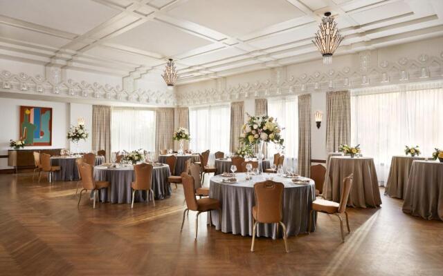 The Plaza Hotel Pioneer Park