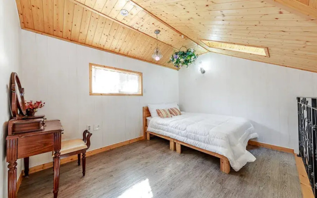 Lake and Pine Spa Pension