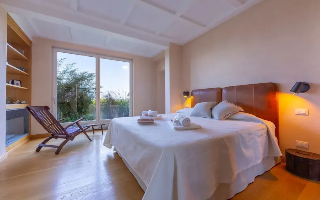 Paradis Relais Pool View EV Recharge