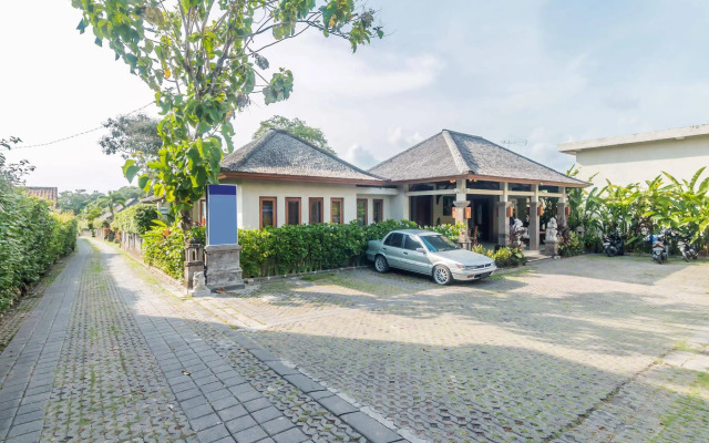 ZEN Rooms Seminyak Kuwum II