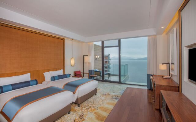 Crowne Plaza Huangshan Taiping Lake