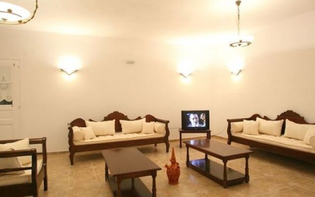 Paros Inn Seafront