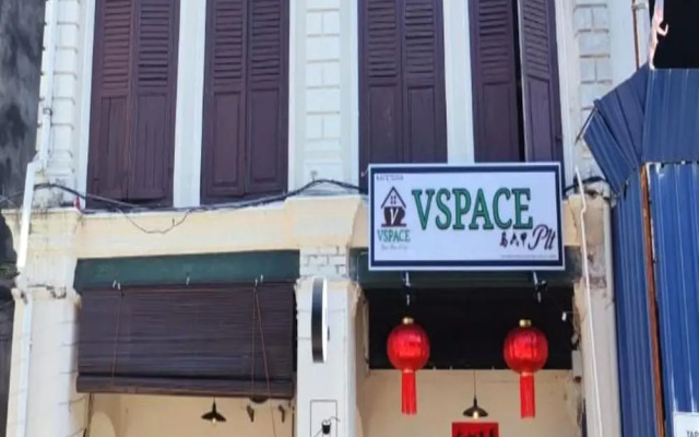 SPOT ON 90746 Vspace Guesthouse & Cafe