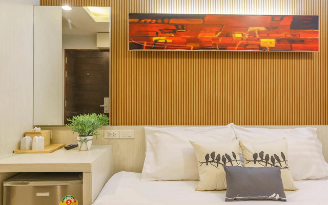 De Lux Bangkok Hotel