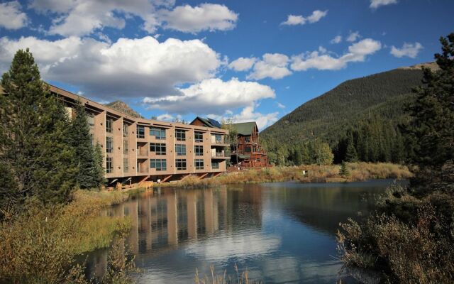 River Bank Lodge 2917