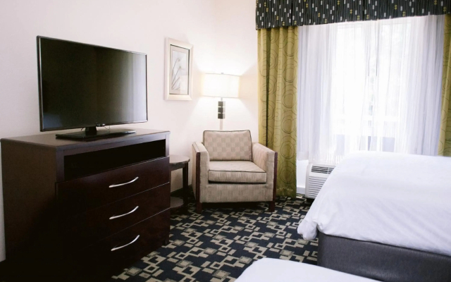 Holiday Inn Express Hotel & Suites Raleigh SW NC State by IHG