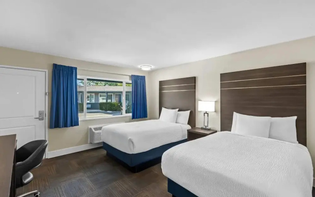 Travelodge Santa Rosa Wine Country