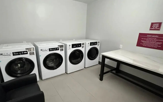 SureStay Studio by Best Western Rowland