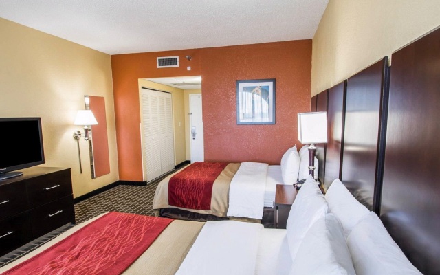 Clarion Inn & Suites Miami International Airport