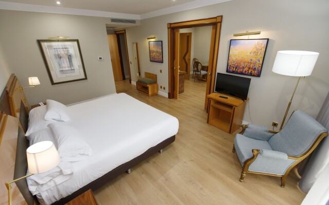Oca Puerta del Camino Hotel