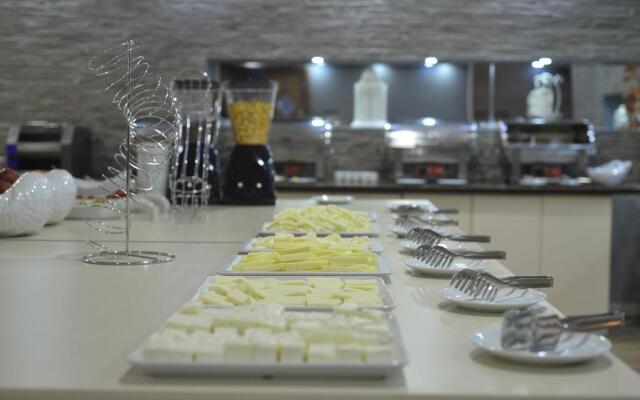 Hizel Hotel