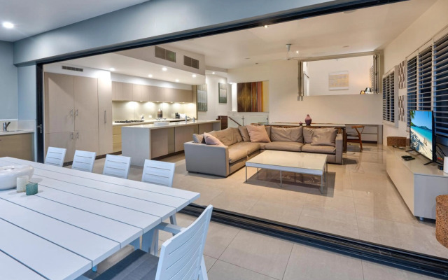 Northcape 1 Ocean Front 4 Bedroom - Pool