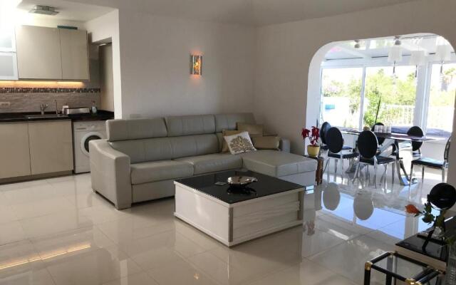 Villa Ola, Golf del Sur