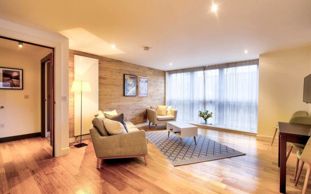 JOIVY Stylish City Centre Apartment for Two