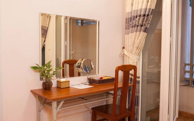Family Homestay In Old Quarter Hanoi Private Bath