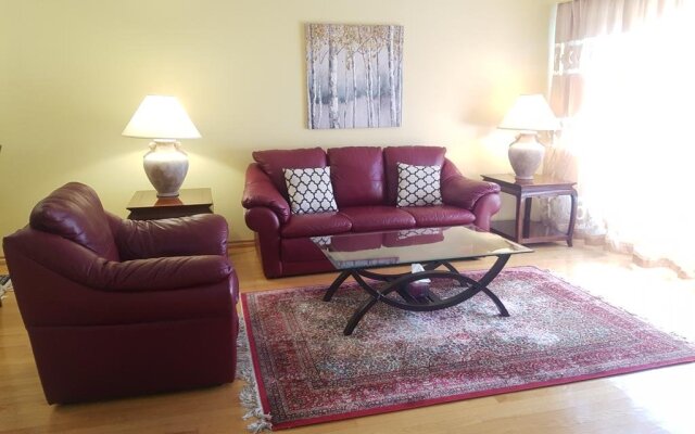 North York Furnished Guest House