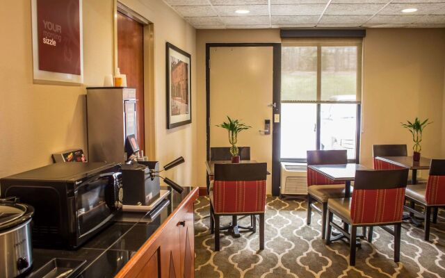 Clarion Pointe Research Triangle Park Durham