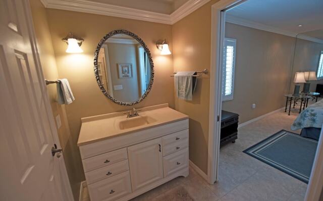 Gulf Place 8B Apartment 3