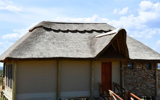 Serengeti Safari Lodge