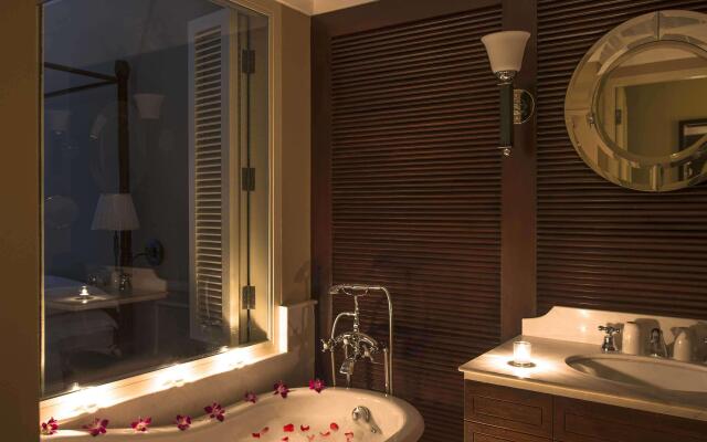 Raffles Hotel Le Royal