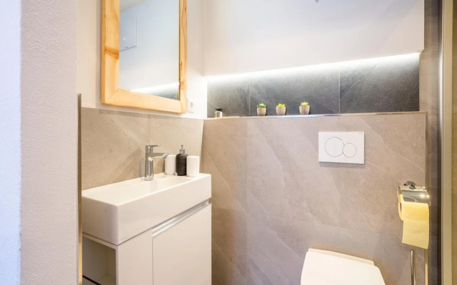 Holiday Flat With Terrace Near Wildkogel