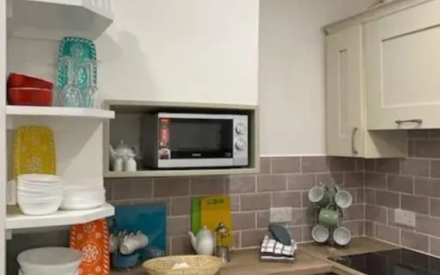 Location, Location - Modern 2 Bed Apt in Killarney